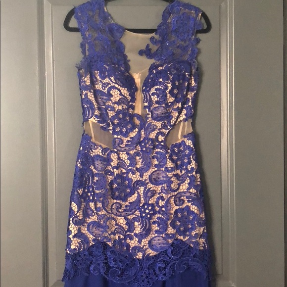Royal Blue Lace Gown with Small Train - Picture 3 of 8